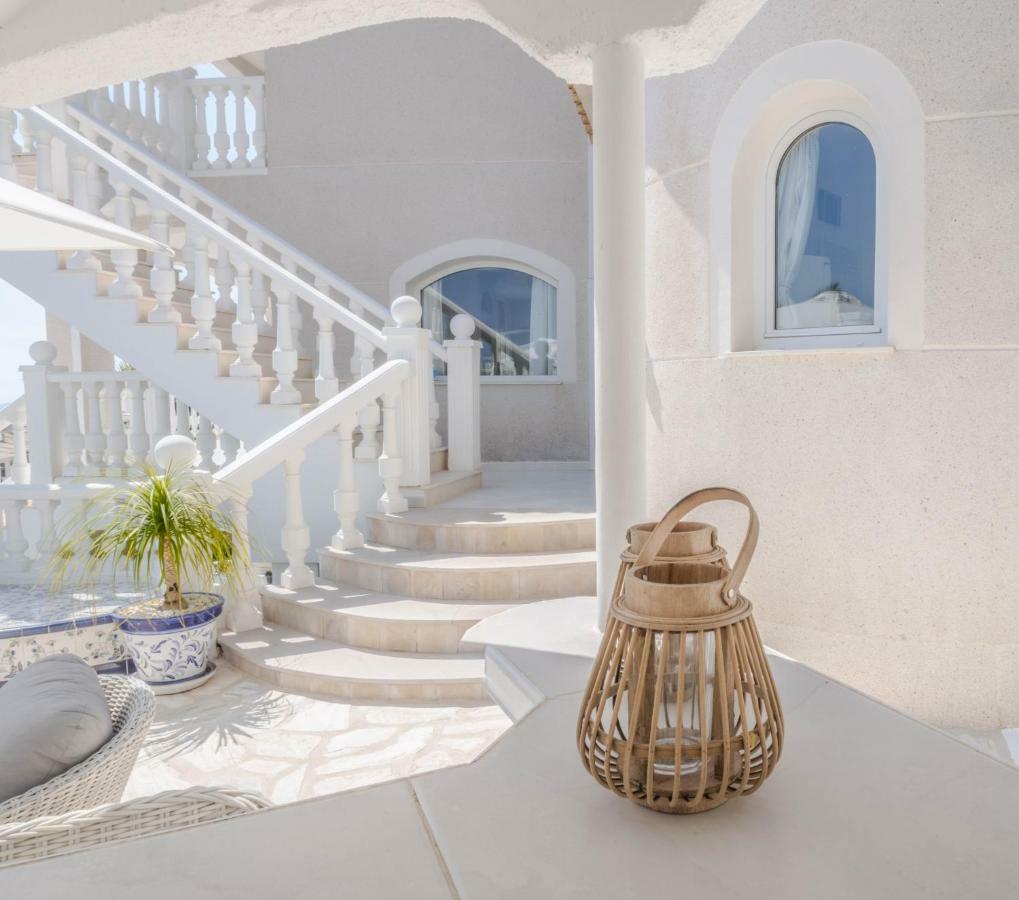 Frontline Villa, Five Star Deluxe El Campello Zewnętrze zdjęcie